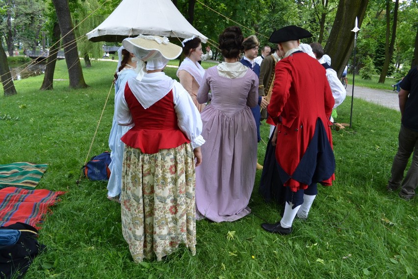 Częstochowa: XVIII-wieczny piknik w Parku Staszica