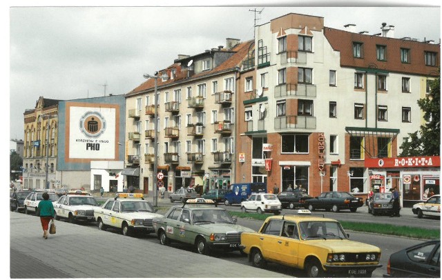 Jak wyglądał Koszalin w latach 90-tych ubiegłego wieku? Tego dowiemy się oglądając archiwalne zdjęcia Głosu Koszalińskiego