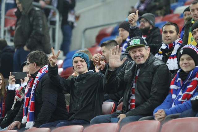 Górnik Zabrze – Jagiellonia 3:0. Ponad 10.000 widzów i gorąca atmosfera na stadionie przy Roosevelta