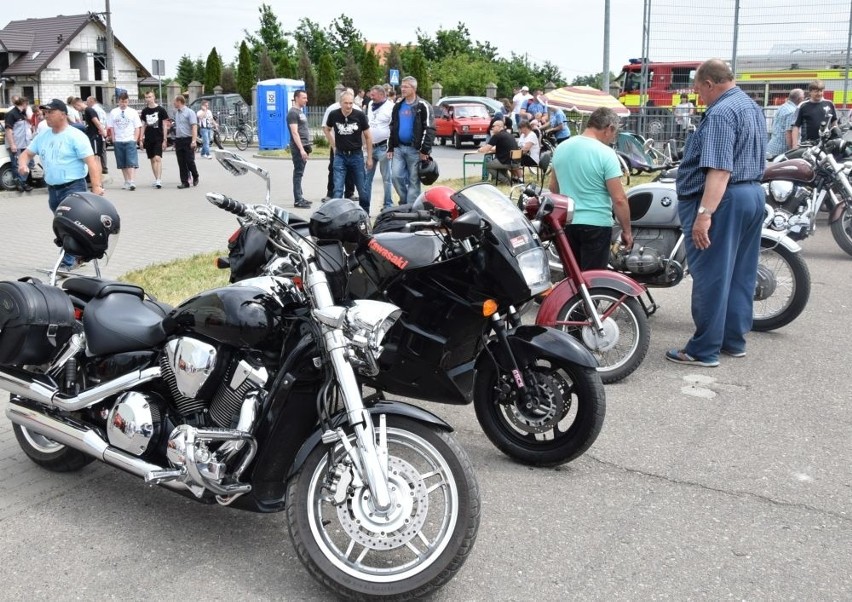 Oldtimer w Rzekuniu: czas starej motoryzacji [ZDJĘCIA]