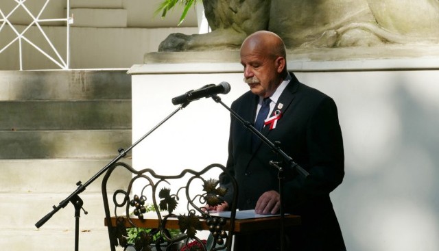 26 października starosta brodnicki Piotr Boiński przekazał, że jest objęty kwarantanną
