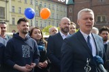 Ostatni dzień kampanii wyborczej Jacka Sutryka z impetem. Do Wrocławia przyjechał minister Tomasz Siemoniak