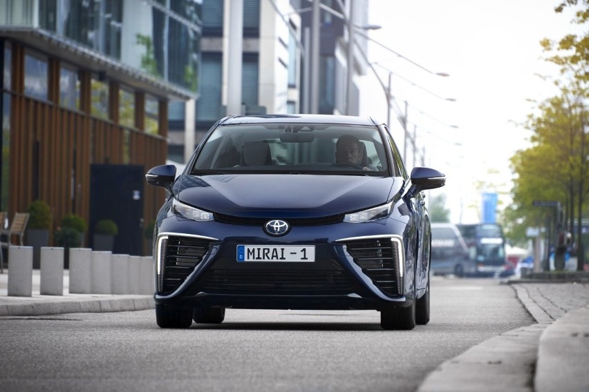 Toyota Mirai...