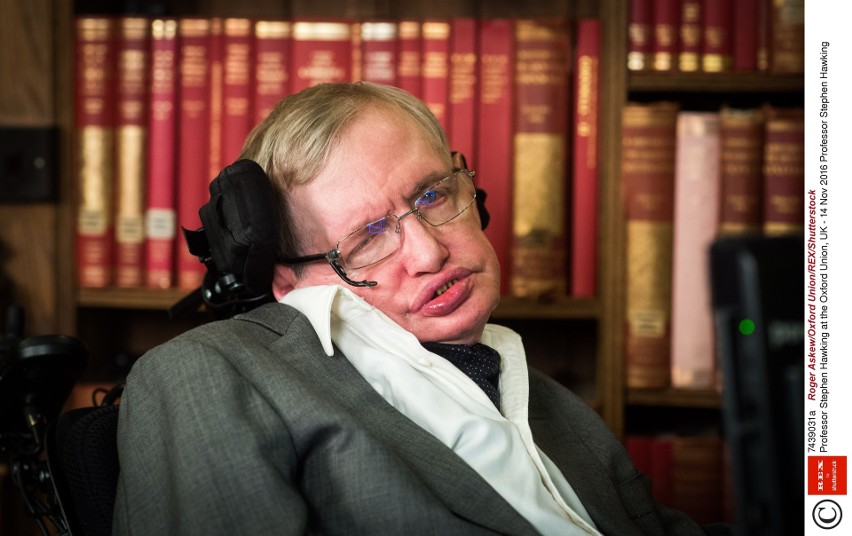Stephen Hawking w 2016 r.