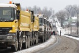 Blokada krajowej "czwórki" wstrzymana. Ale budowniczowie autostrady A4 nie ustępują