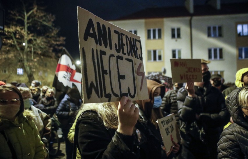 Manifestacja pod hasłem "Ani jednej więcej" w Rzeszowie.
