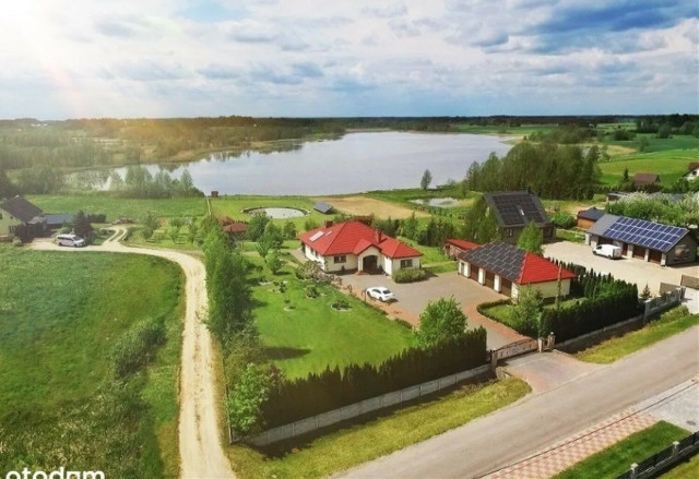Imponujące posiadłości gwiazd disco polo z woj. podlaskiego. Tak mieszka Zenek Martyniuk, Radek Liszewski i Magda Narożna