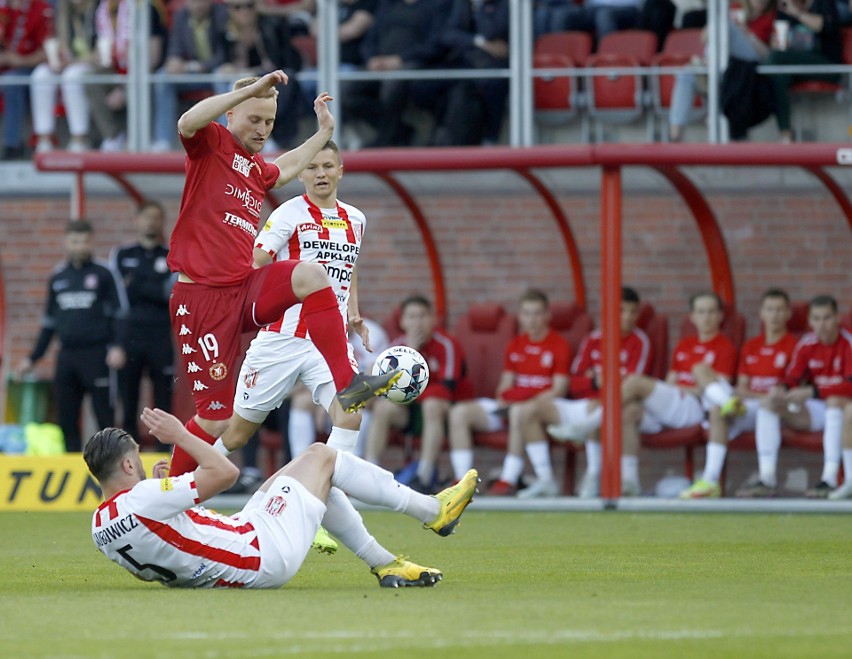 Trener Miedzi obiecał Arce, że zrobi to samo w meczu z Widzewem. Widzew musi iść śladami ŁKS. Zdjęcia