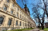 Wiosna u Cystersów. Gigantyczne opactwo w Lubiążu skąpane w słońcu. Pięknie! Zobaczcie wiosenne zdjęcia klasztornych zabudowań
