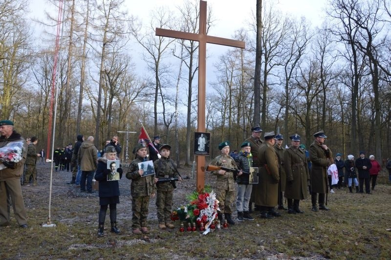 Uroczystości ku czci Żołnierzy Wyklętych w Starym Grodkowie