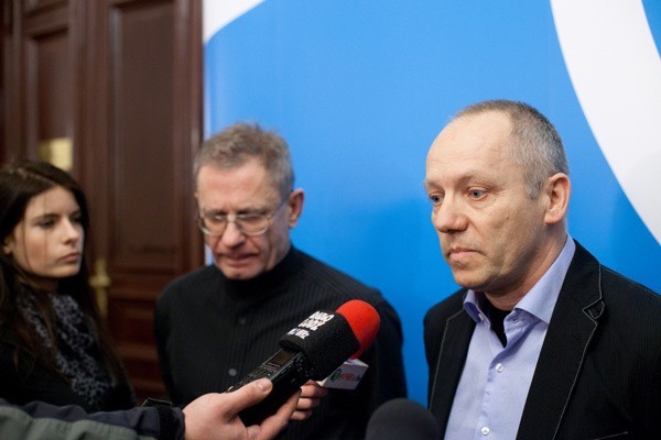 Roman Wieszczek podczas wspólnej konferencji prasowej z Markiem Janiakiem, architektem miasta.