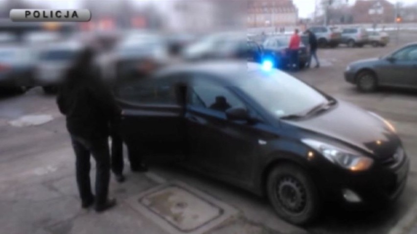 Wrocławska i gdańska policja aresztowała 32-latka, który z...