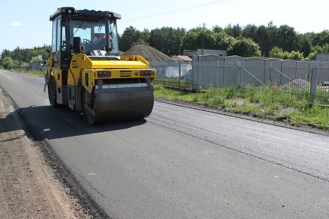 Rozpoczęła się przebudowa pierwszego etapu drogi powiatowej Chełmno-Mniszek