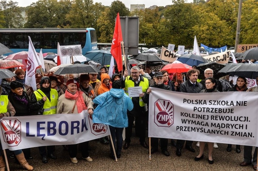 Protest nauczycieli w Gdańsku [WIDEO, NOWE ZDJĘCIA] 