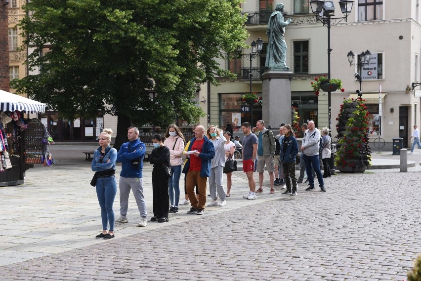 OKO.press poprosiło ministerstwo o objaśnienie danych z...