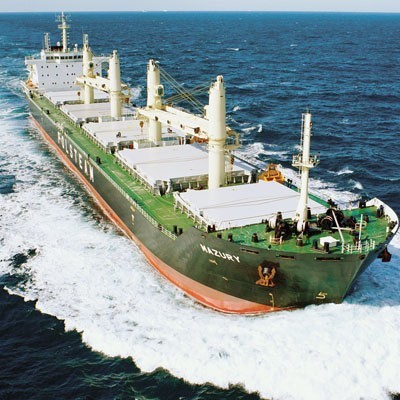 Statek "Podlasie&#8221; będzie bliźniaczym statkiem prezentowanego na zdjęciu m/s "Mazury&#8221;.  Teraz jest budowany w stoczni Xingang w Chinach.