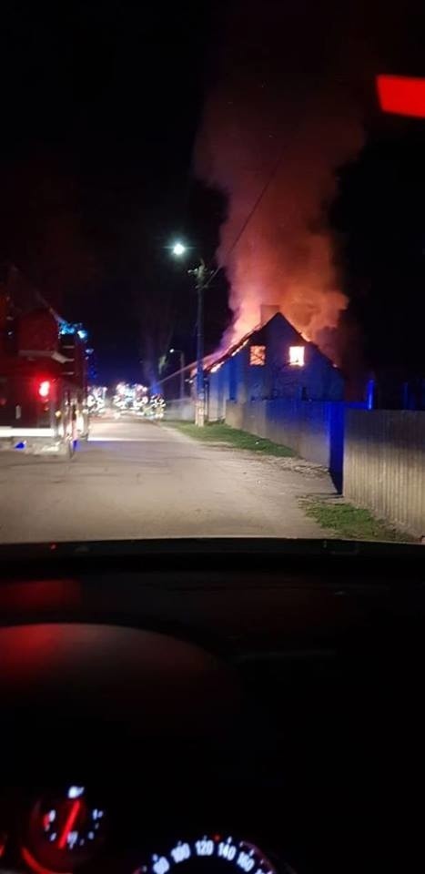 Barany. Tragiczny pożar domu. Kobieta zginęła w płomieniach (zdjęcia)