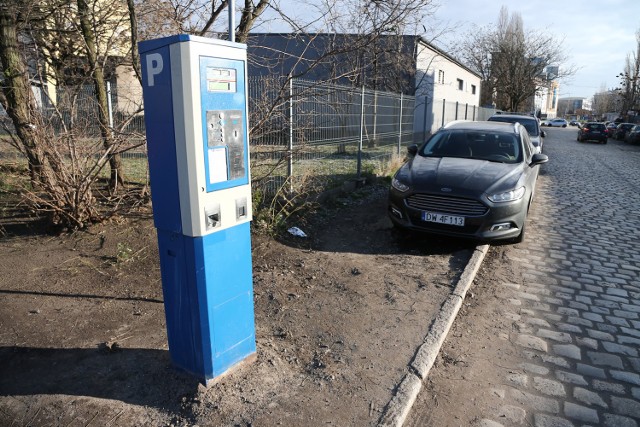 Parking płatny za Domarem