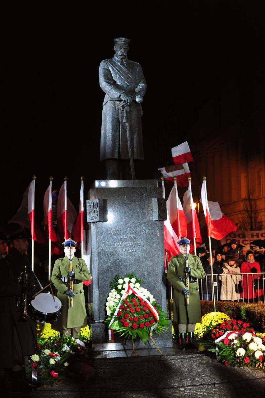 Święto Niepodległości 2015. Jarosław Kaczyński i uczestnicy...