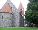 Inowrocław. Zakończono remont dachu nad nawą główną i prezbiterium w romański świątyni 