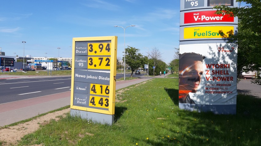 Ceny paliw nadal spadają. Jak jest na stacjach w Słupsku? 