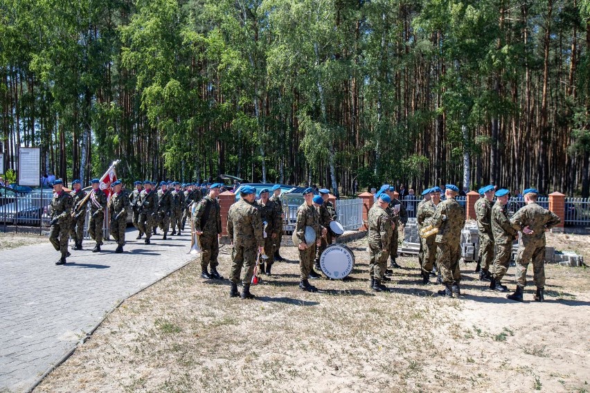 Gen. Zbigniew Nowek zmarł 17 czerwca br. Miał 59 lat....