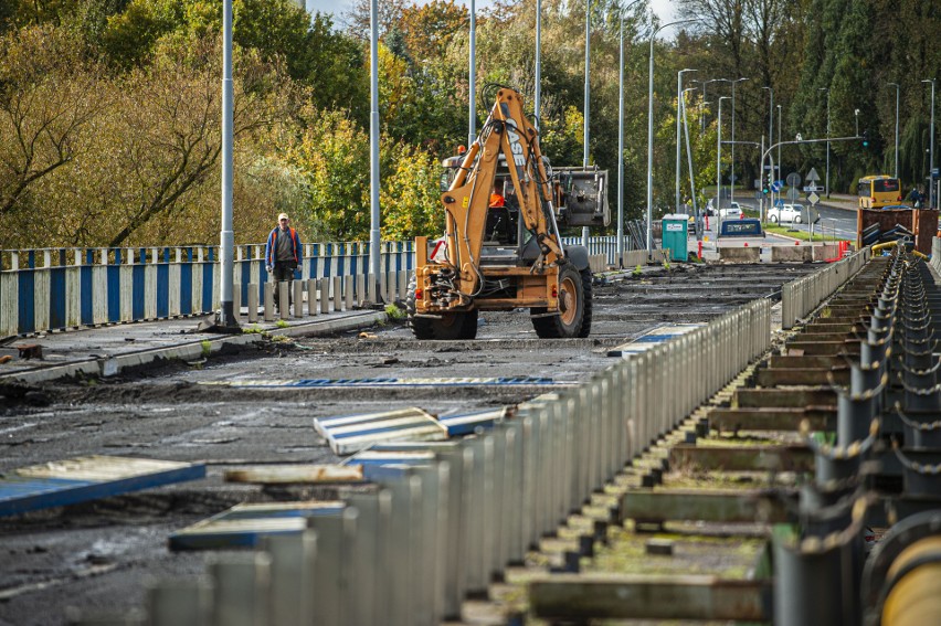 13 października 2021 roku trwały już prace rozbiórkowe...