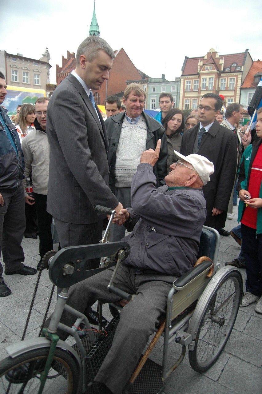 Zdjęcia z prawyborów parlamentarnych we Wrześni rok 2007....