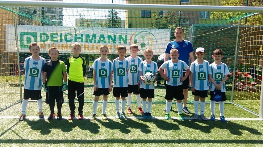  Piłkarze Football Academy walczyli w finałach Deichmanna