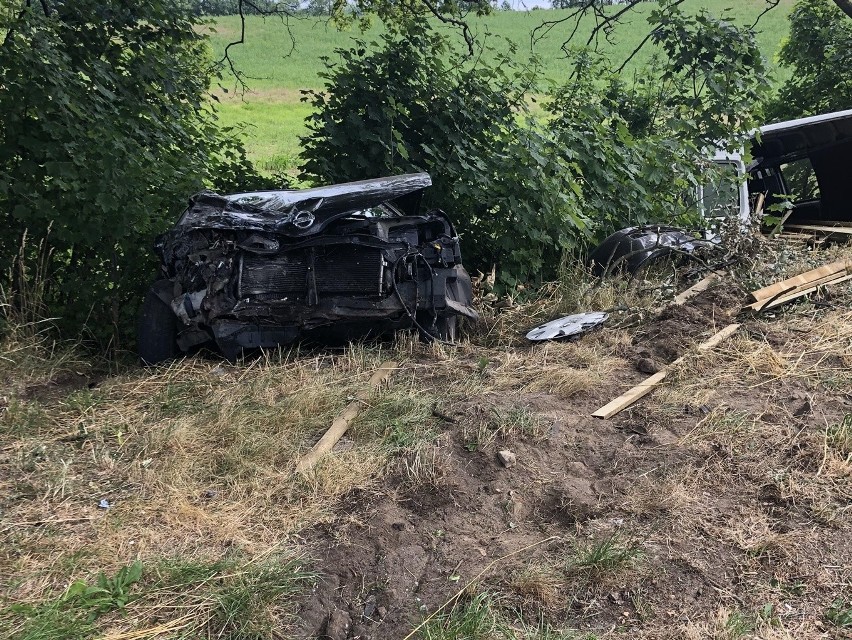 Zderzezenie pojazdów na drodze Chociwel - Ińsko.