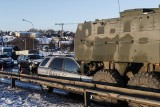 Zderzenie wojskowego Rosomaka z samochodem osobowym w Rzeszowie [ZDJĘCIA]