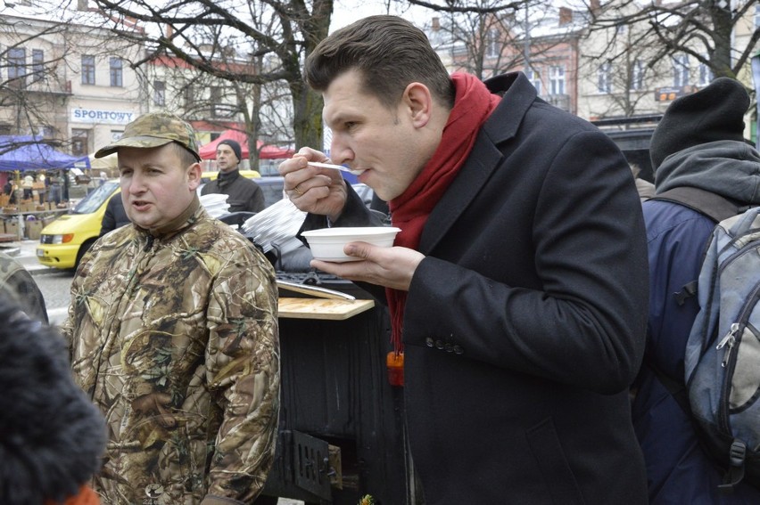 Gorlice. Na rynku zrobiło się świątecznie