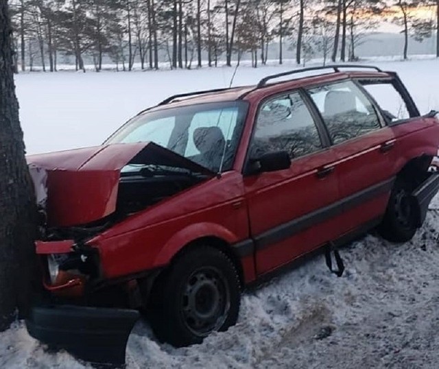 We wtorkowy poranek na drodze wojewódzkiej 206 w okolicach Polanowa doszło do zderzenia dwóch pojazdów.