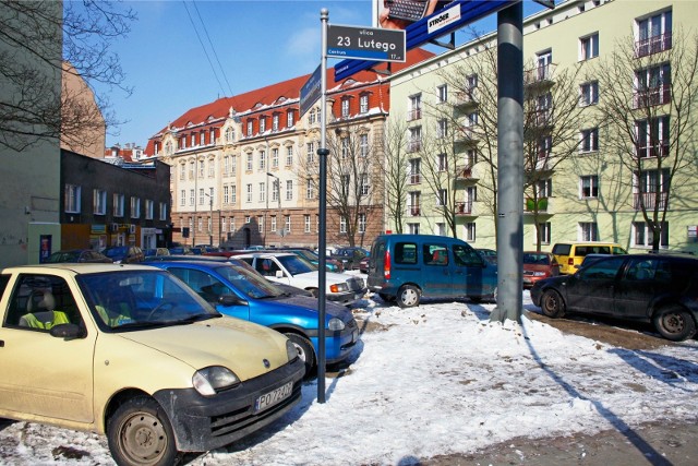 Dekomunizacja: 49 ulic w Wielkopolsce zmieni swoje nazwy. Znika m.in. ul. 23 Lutego w Poznaniu