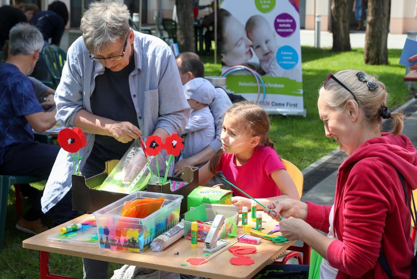 Kraków. Roztańczony piknik krowoderski w Domu Harcerza [GALERIA]