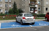 Kraków. Najlepsi z najlepszych mistrzów parkowania. Przeszli samych siebie w „pomysłowości”  [ZDJĘCIA]