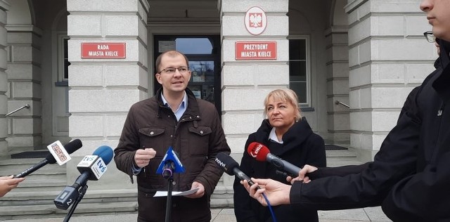 Radni Koalicji Obywatelskiej Anna Myślińska i Michał Braun apelują do władz Kielc, aby zamiast kupować węgiel dla najuboszczych doprowadzili do wymiany ich pieców na ekologiczne.