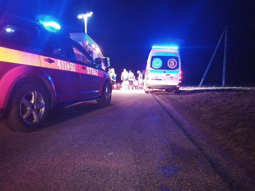 Tragiczny wypadek na trasie Chojnice-Angowice. Nie żyje potrącony pieszy