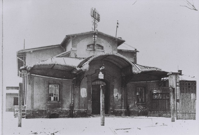 Teatr Świetlny "Uciecha" powstał przy placu Kościuszki. Tutaj działał także w okresie międzywojennym. "Uciecha" na zdjęciu z lat 30. ub. wieku.