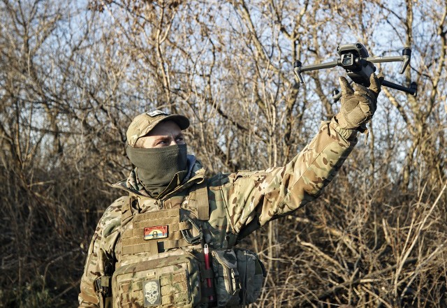 Ukraińskie wojska coraz częściej wykorzystują drony w walkach z okupantem.