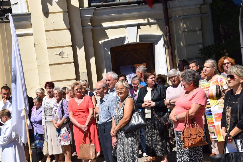 Relikwie przyjechały do Polski z Turynu. Do Bazyliki Matki...