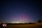 Zorza polarna została sfotografowana na niebie koło Łodzi. Takie zjawisko raz na kilka lat! Zobaczcie zdjęcia od Łowcy Burz Łódzkie