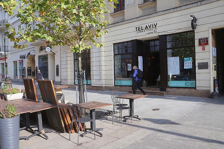 Restauracje i bary w Łodzi zamknięte. Łodzianie chętnie zamawiają i kupują na wynos