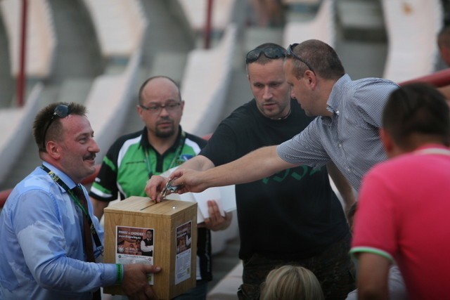 Podczas meczu żużlowego w Rybniku zebrano sporą sumę na lecznie Pauliny Szołtysek