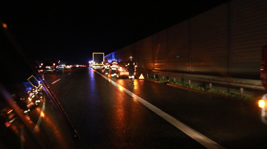 Kraków. Wypadek na autostradzie A4, zderzyły się trzy samochody