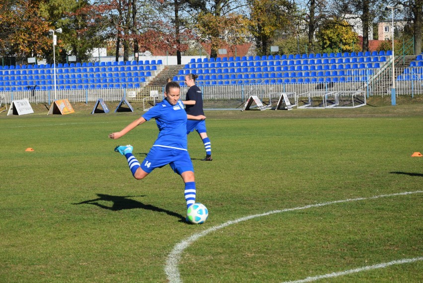 TKKF Stilon Gorzów - Bielawianka Bielawa: Dziewięć bramek w meczu piłkarek [ZDJĘCIA]