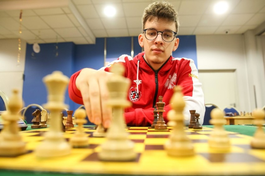 20-letni arcymistrz z Wieliczki, wicemistrz świata w szachach błyskawicznych Jan-Krzysztof Duda: Bez szczęścia nie da się wygrywać [ZDJĘCIA]