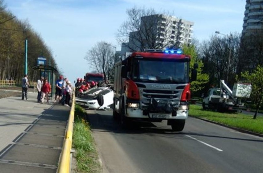 Do groźnie wyglądającego wypadku doszło w Katowicach na ul....