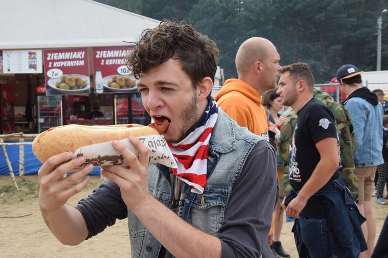 Zobacz, jakie będzie menu na Przystanku Woodstock 2017.