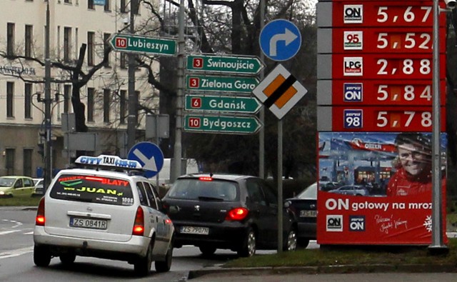 Piątkowe ceny paliw na jednej ze szczecińskich stacji.